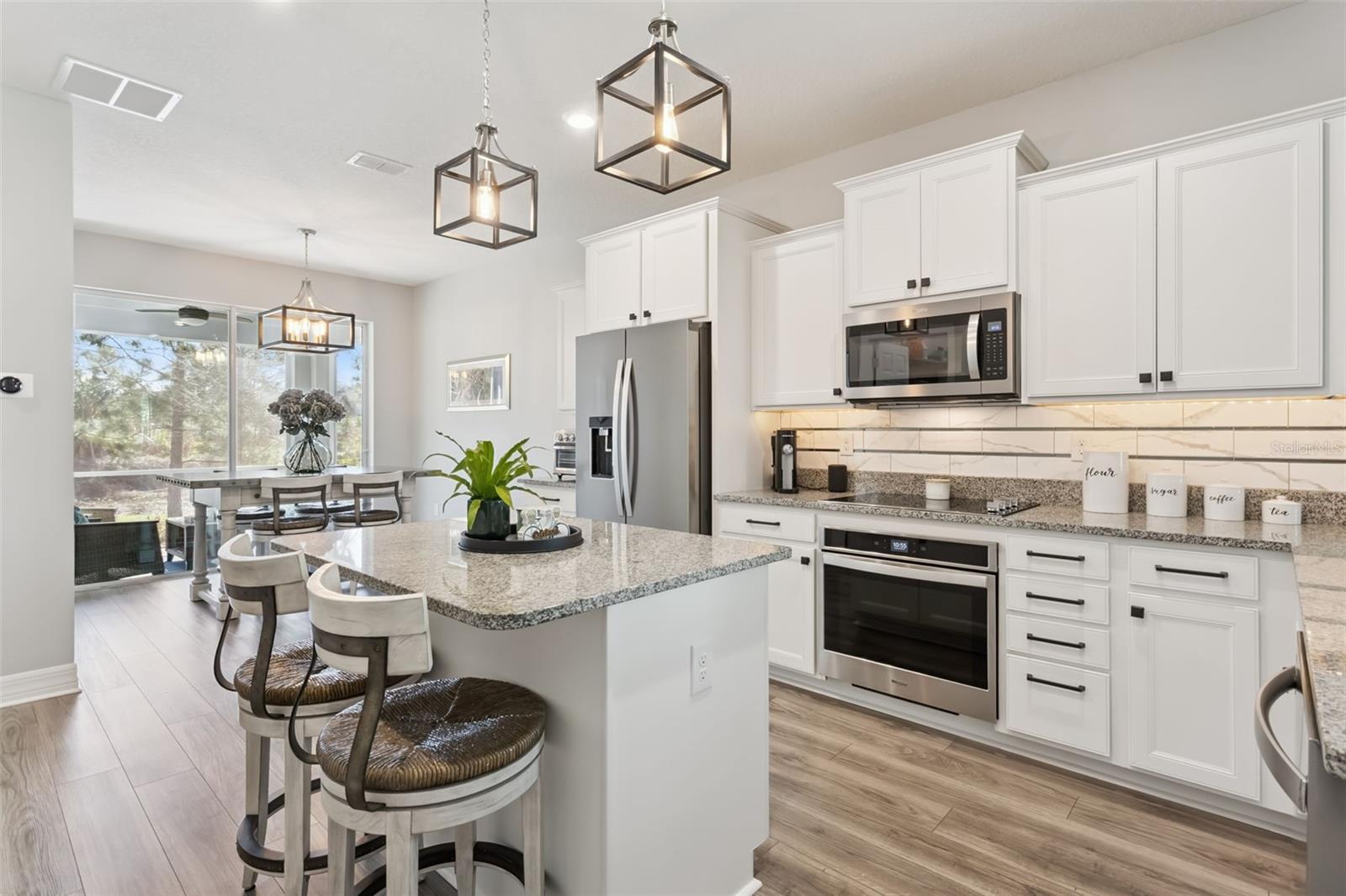 LONGLEAF AT OAKLAND - Residential