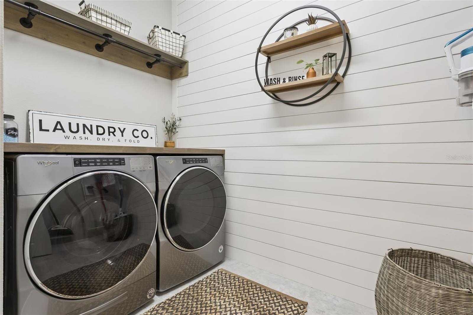 LONGLEAF AT OAKLAND - Residential