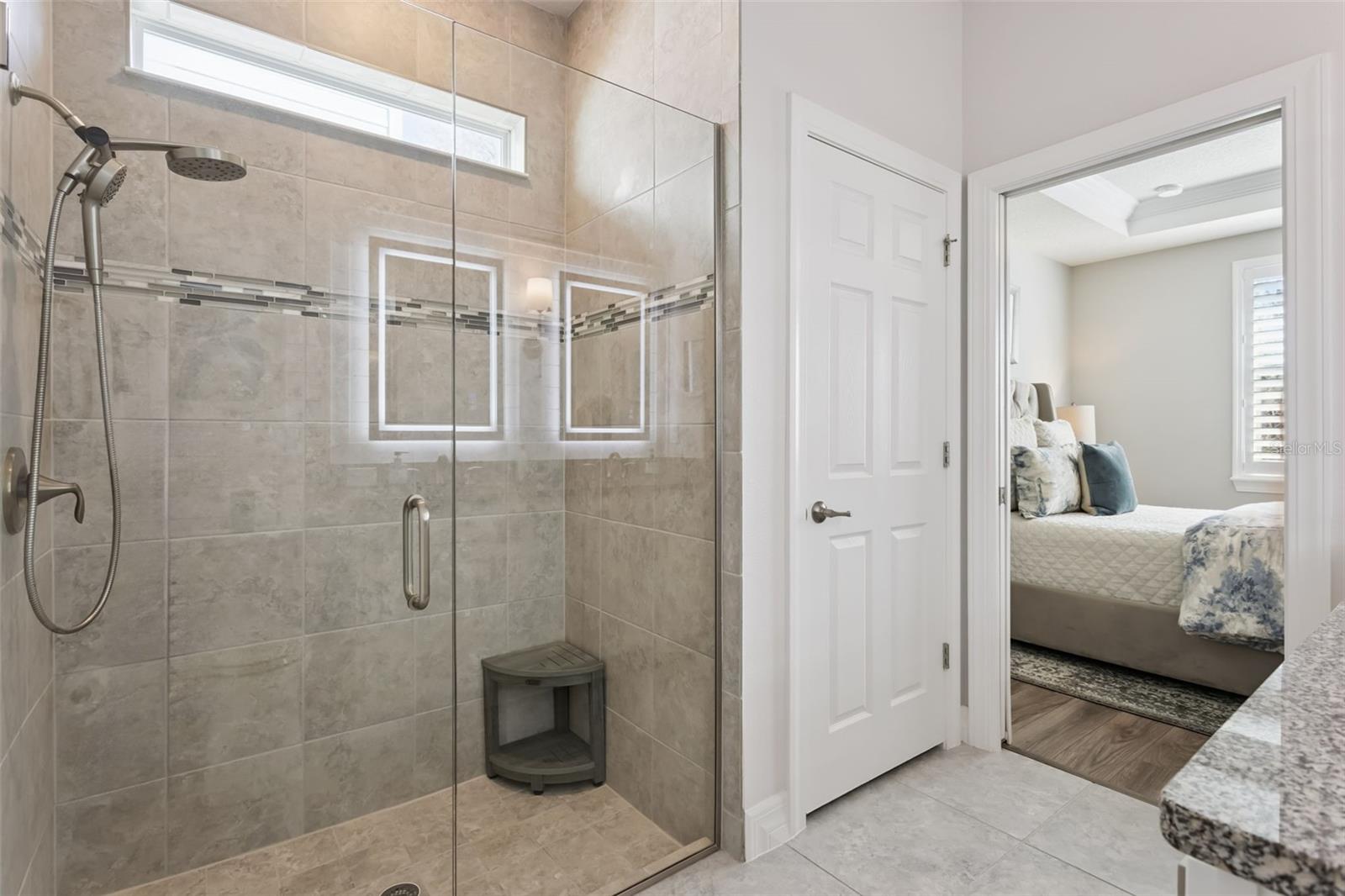 LONGLEAF AT OAKLAND - Residential