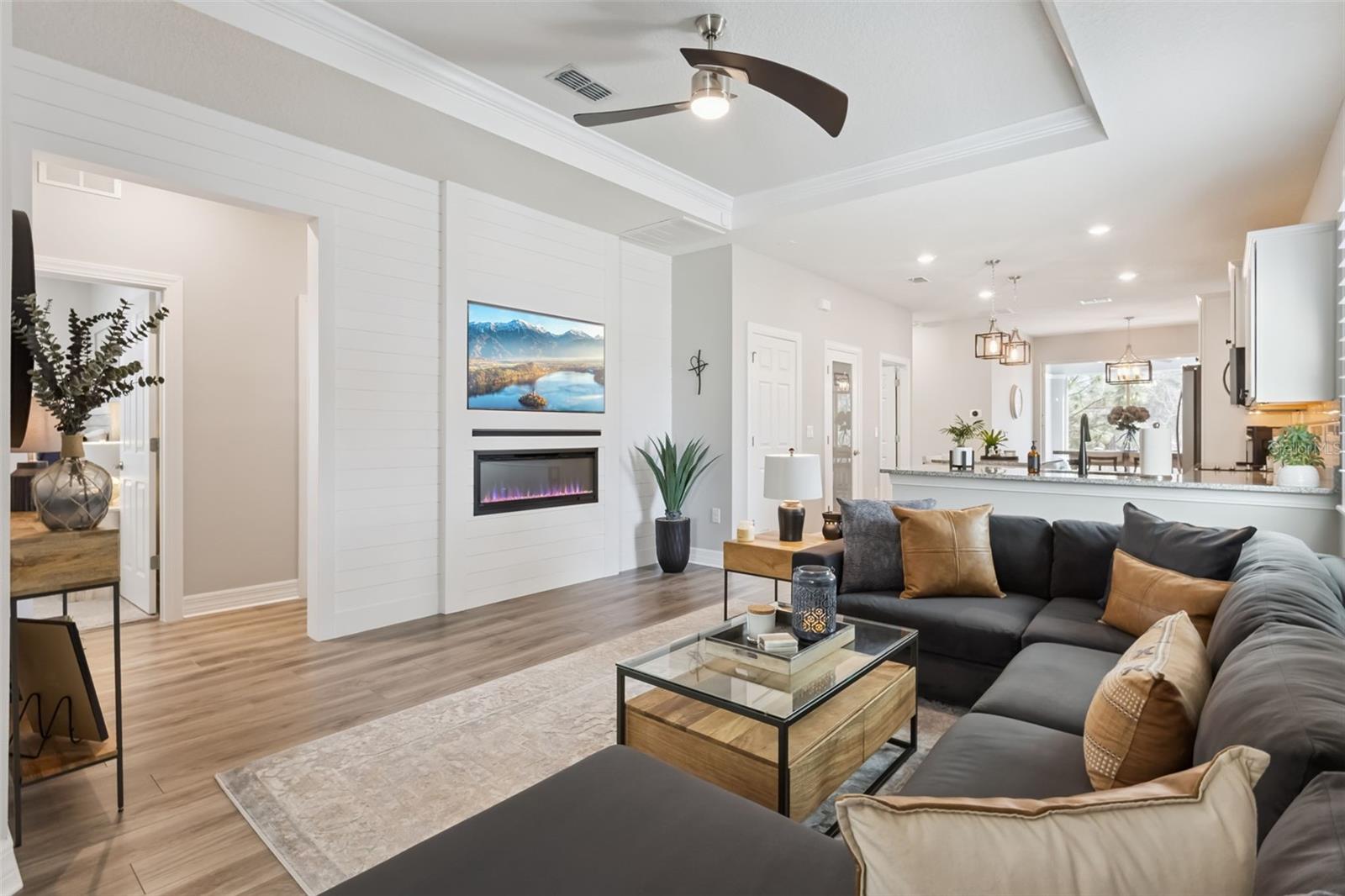 LONGLEAF AT OAKLAND - Residential