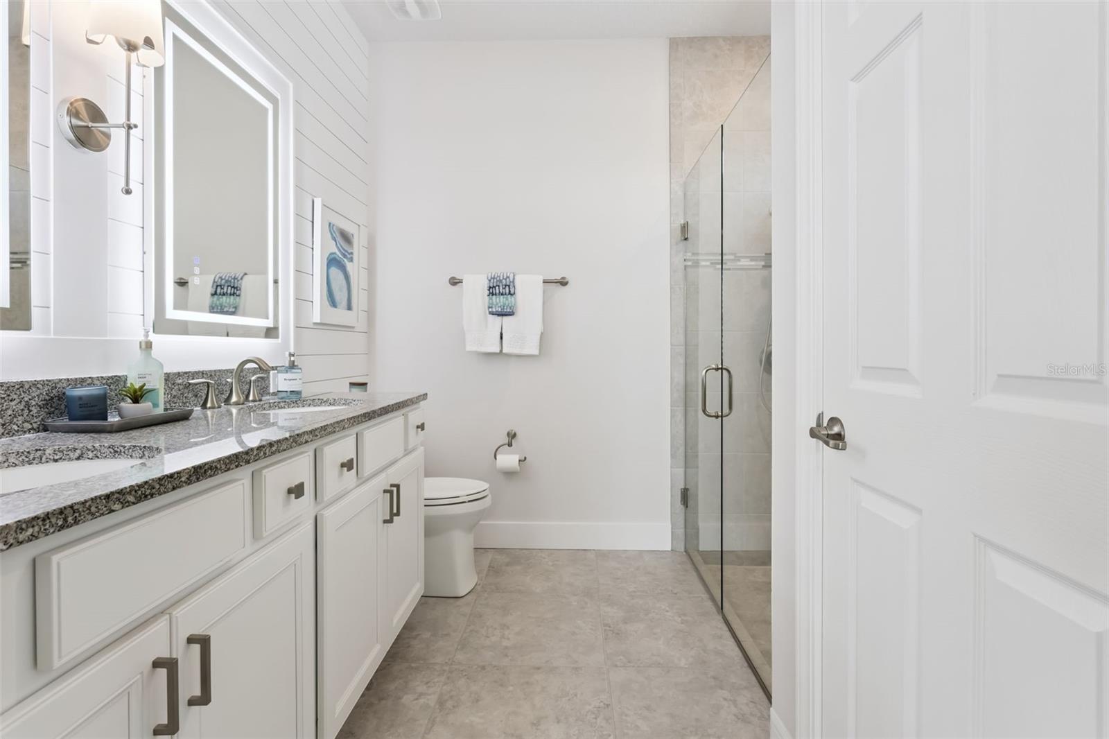 LONGLEAF AT OAKLAND - Residential