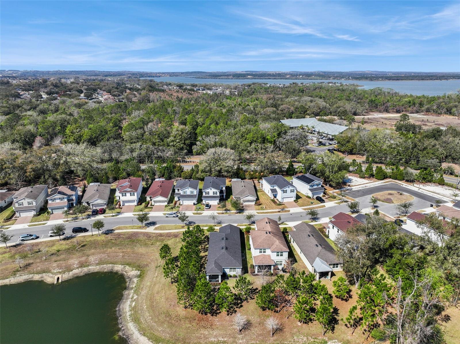 LONGLEAF AT OAKLAND - Residential