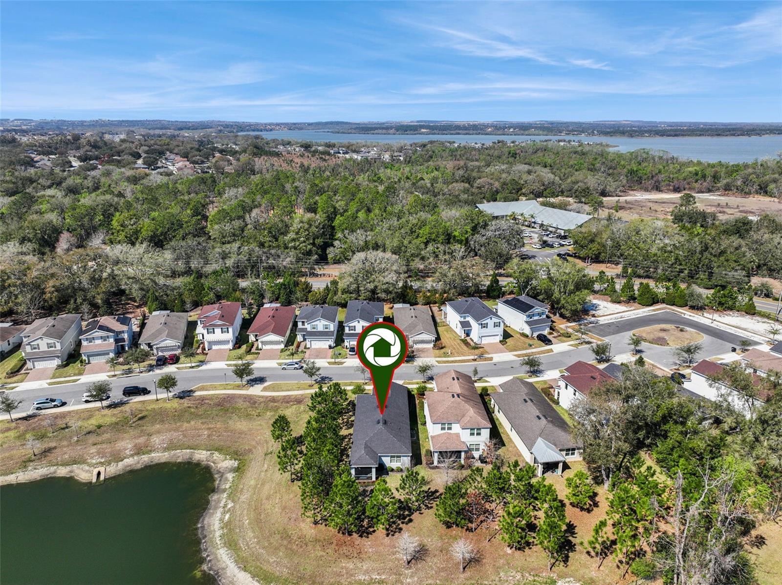 LONGLEAF AT OAKLAND - Residential