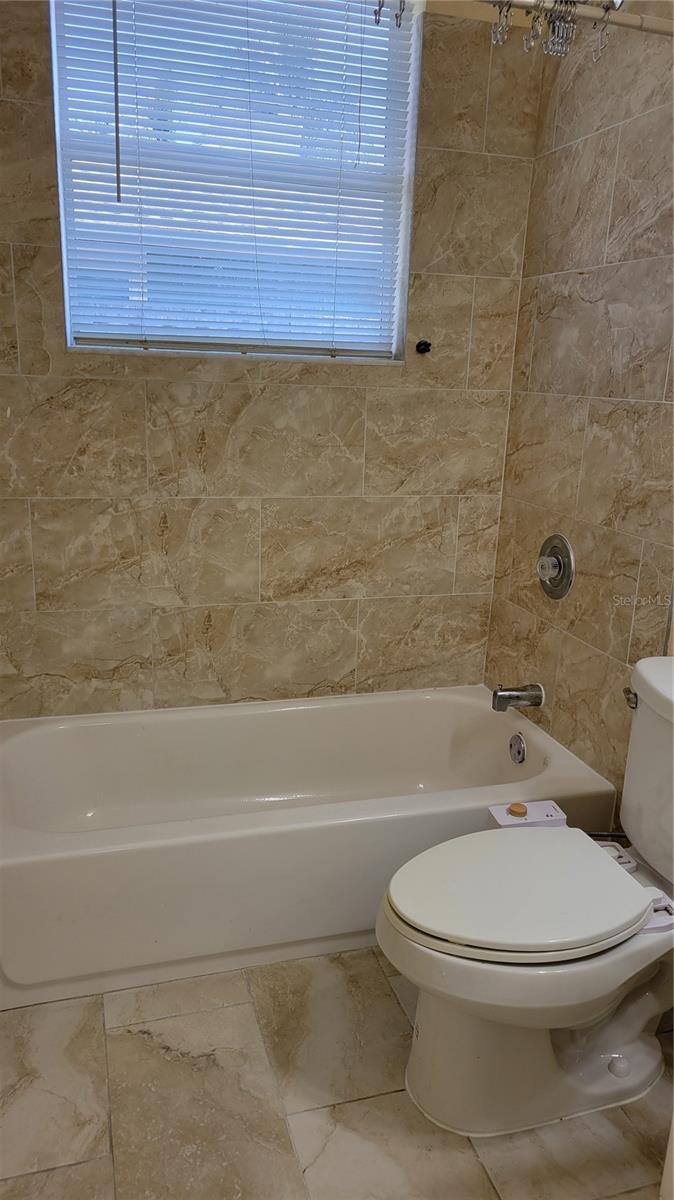 SAINT ARMANDS DIVISION JOHN RINGLING ESTS - Residential Lease