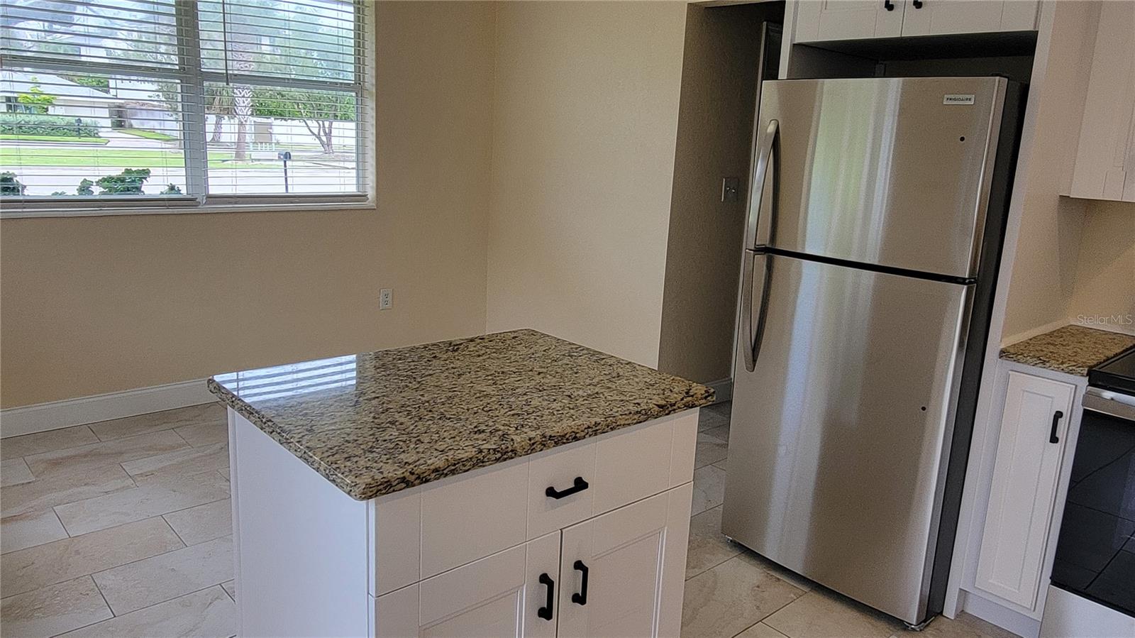 SAINT ARMANDS DIVISION JOHN RINGLING ESTS - Residential Lease