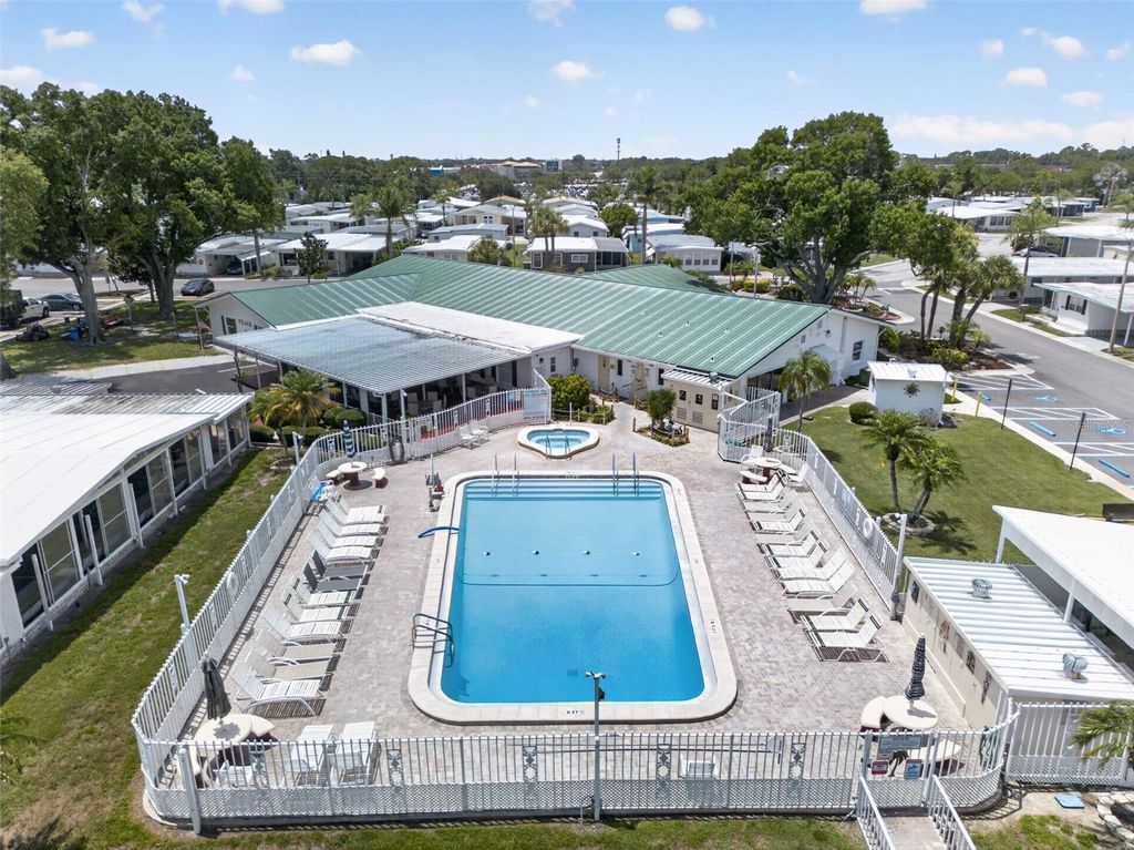 Photo of 82221 F Street N #221, Pinellas Park, FL 33781 (MLS # W7887557)