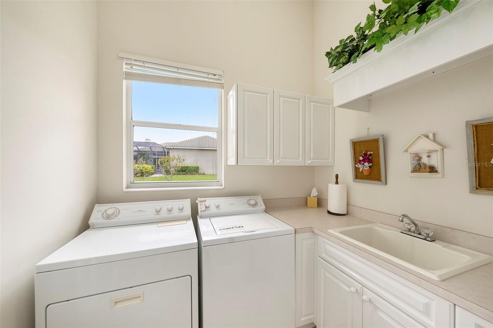 CHEVAL BLVD ESTATE LTS W - Residential