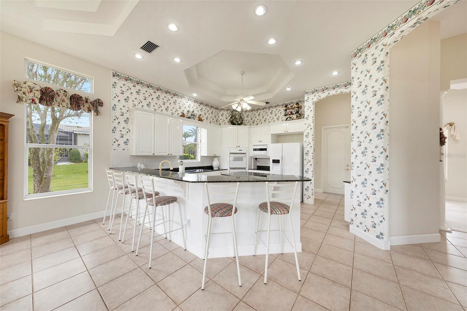 CHEVAL BLVD ESTATE LTS W - Residential