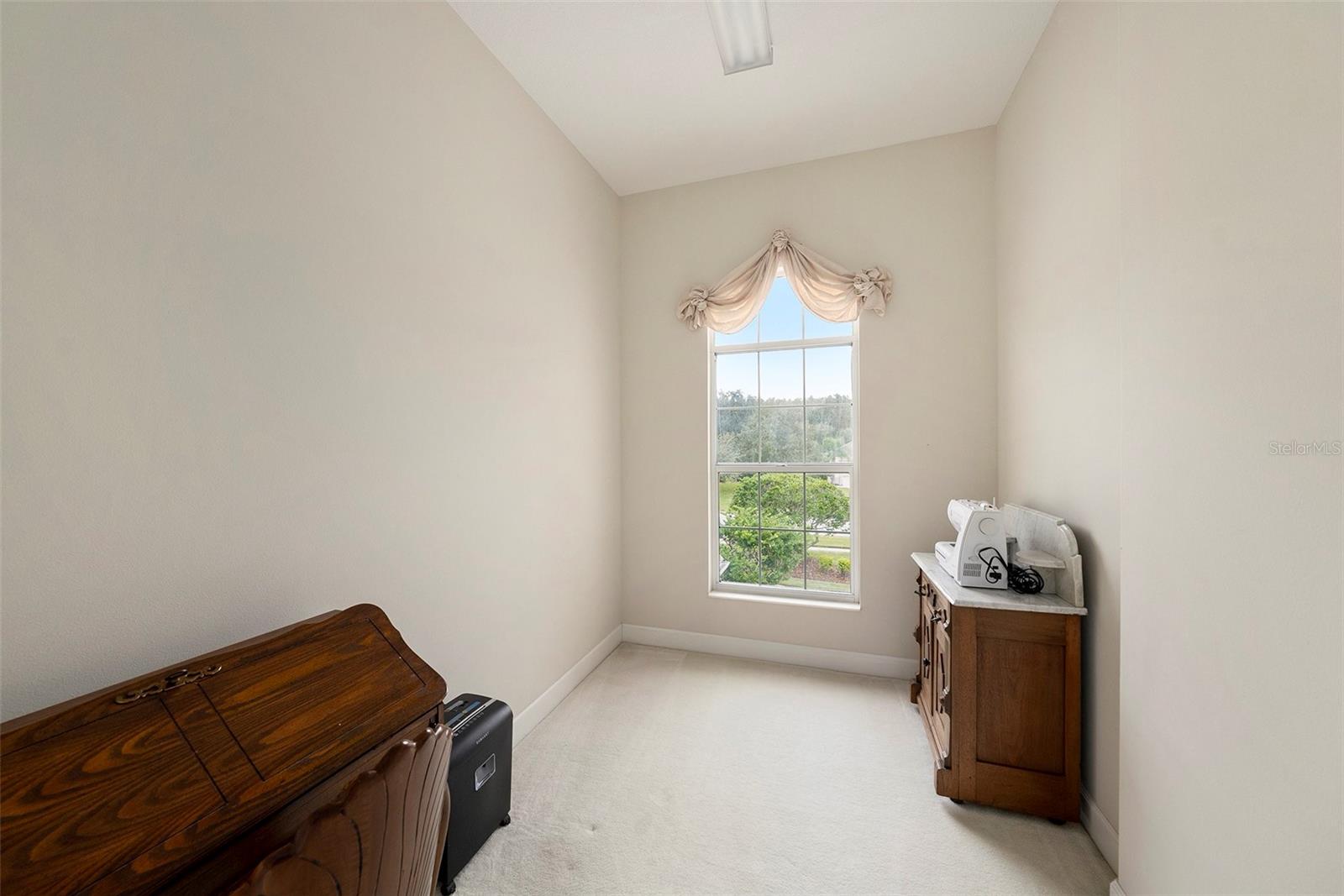 CHEVAL BLVD ESTATE LTS W - Residential