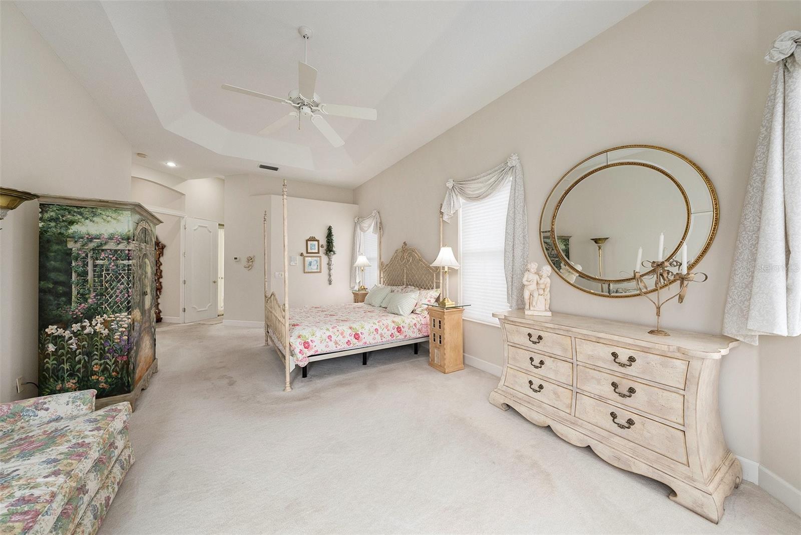 CHEVAL BLVD ESTATE LTS W - Residential