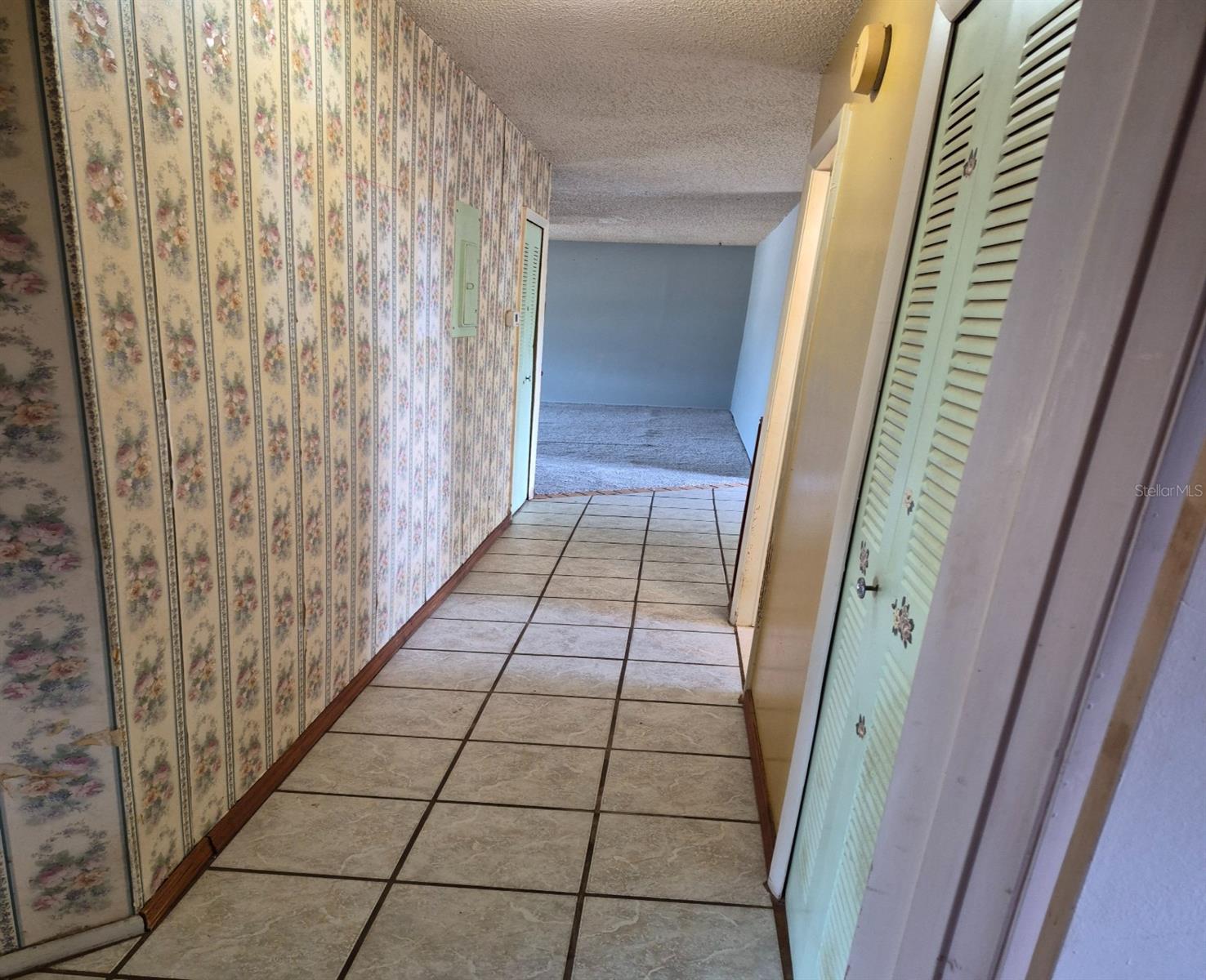 MEADOWS - Residential