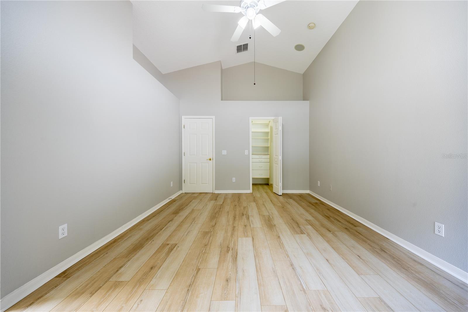 LA VINA 49 135 - Residential