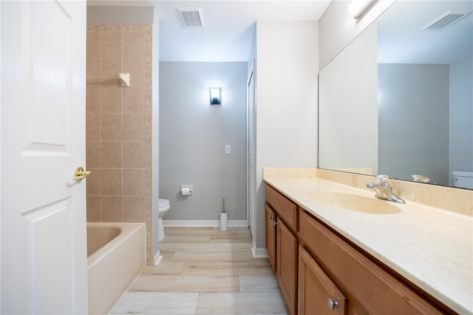 LA VINA 49 135 - Residential