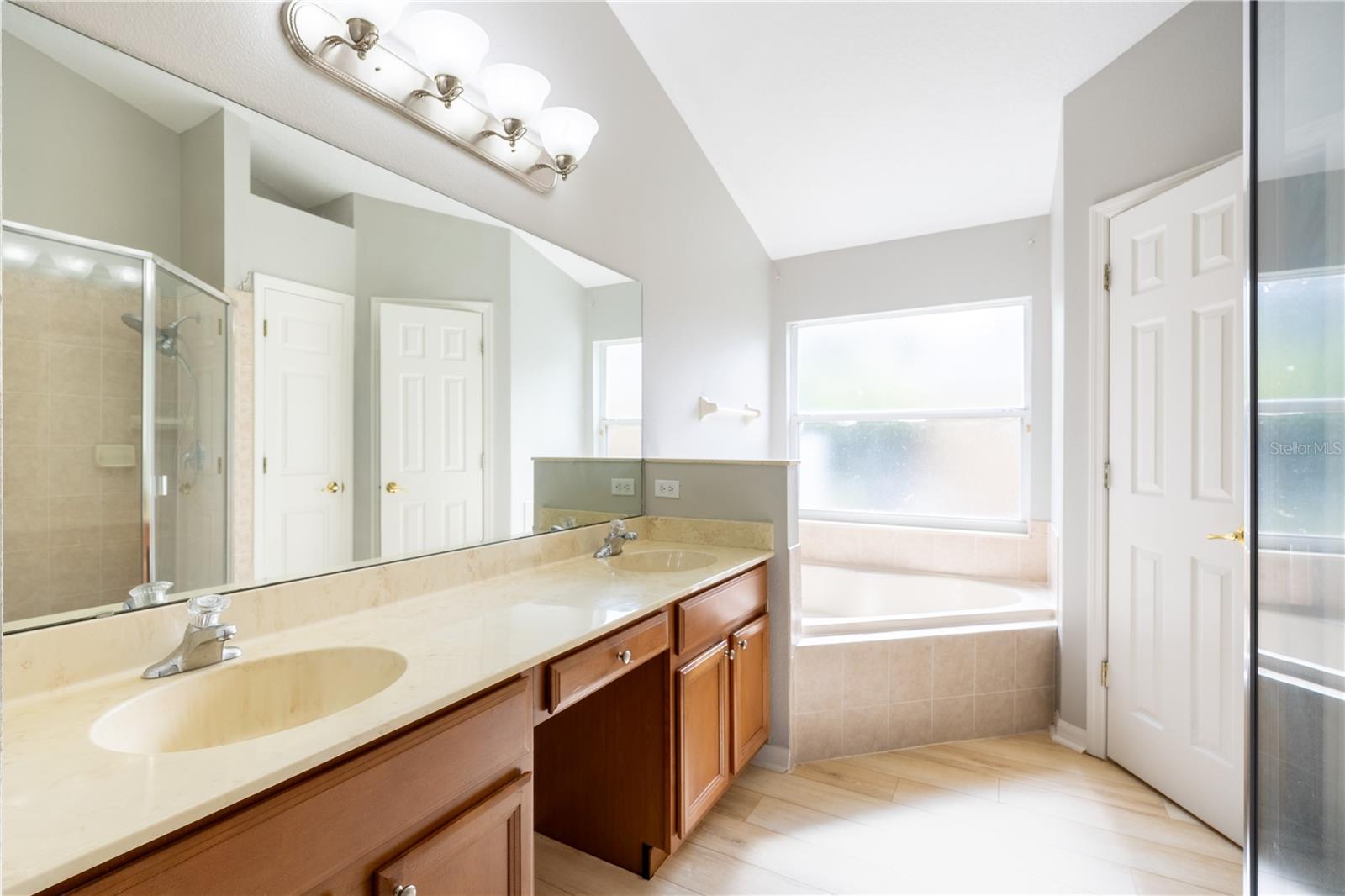 LA VINA 49 135 - Residential