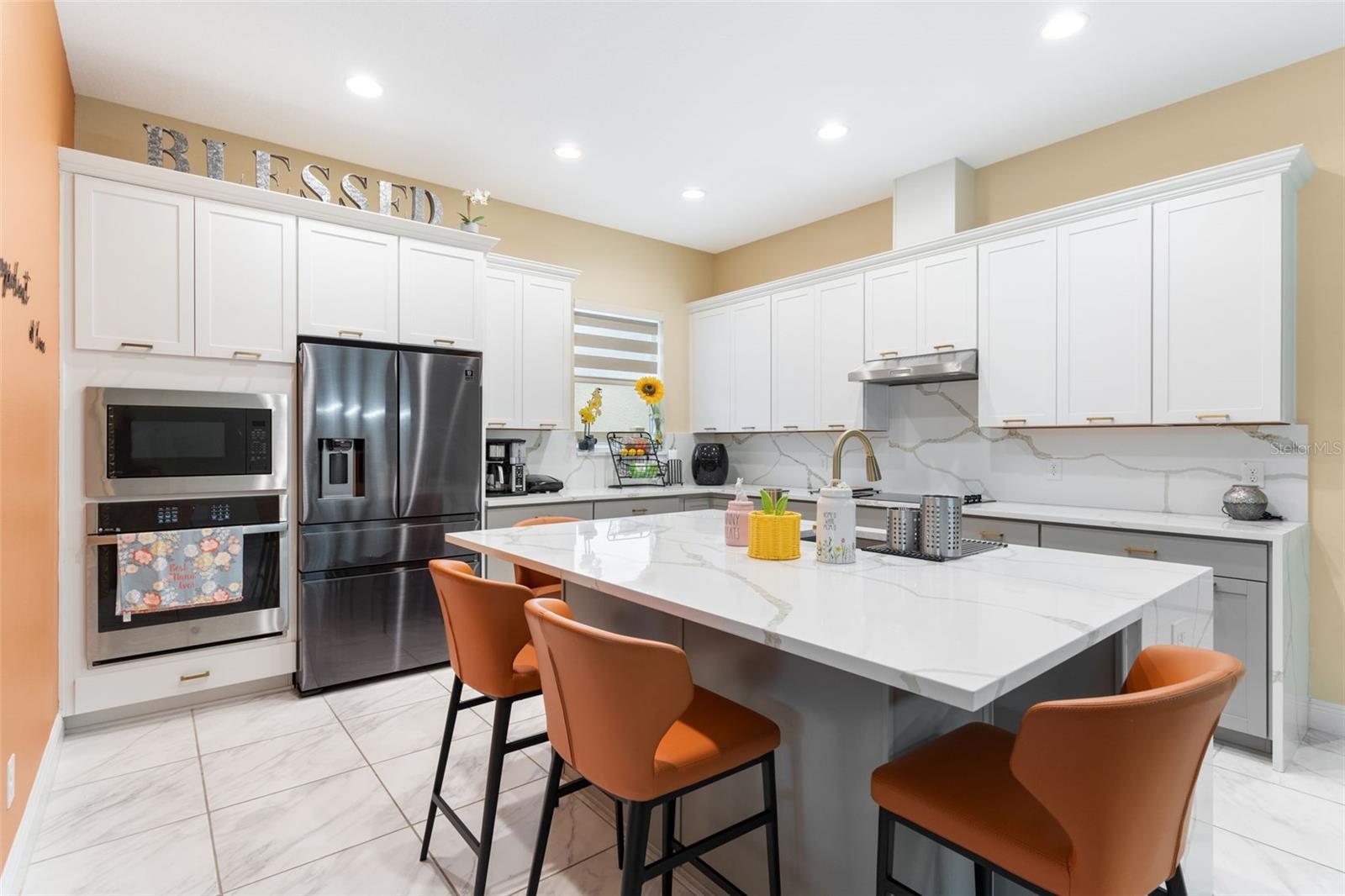 SOLA VISTA - Residential