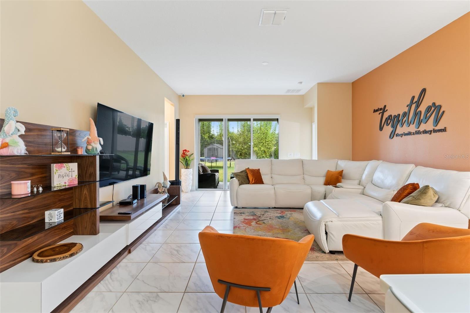 SOLA VISTA - Residential