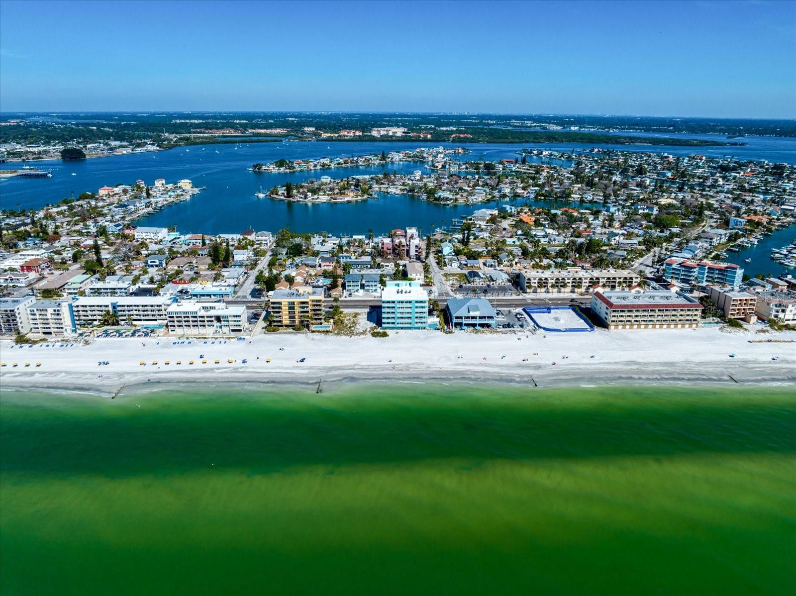 ARENA DE MADEIRA CONDO - Residential