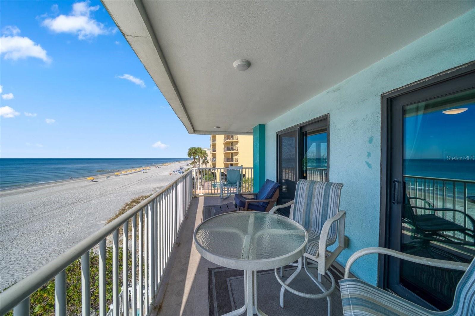 ARENA DE MADEIRA CONDO - Residential