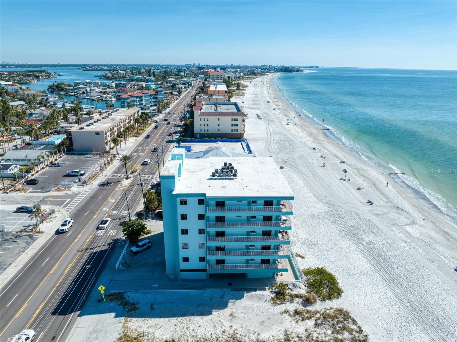 ARENA DE MADEIRA CONDO - Residential
