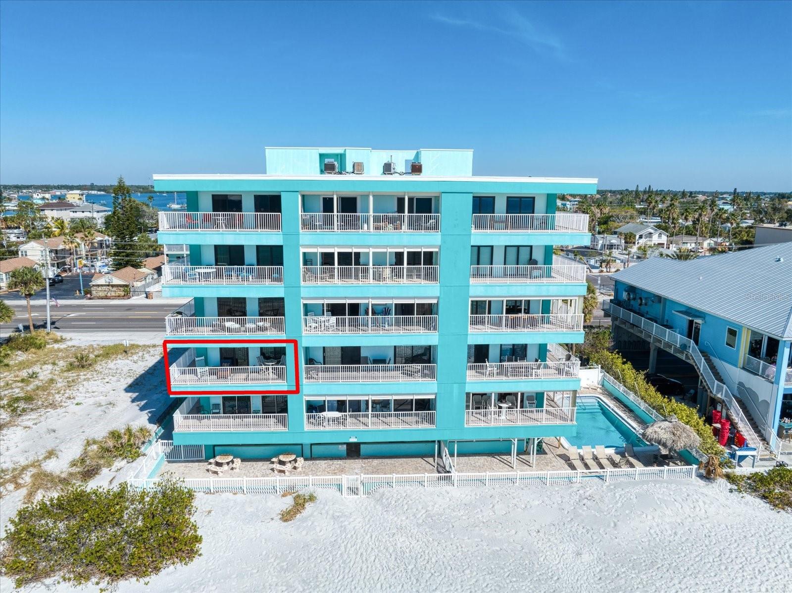 ARENA DE MADEIRA CONDO - Residential