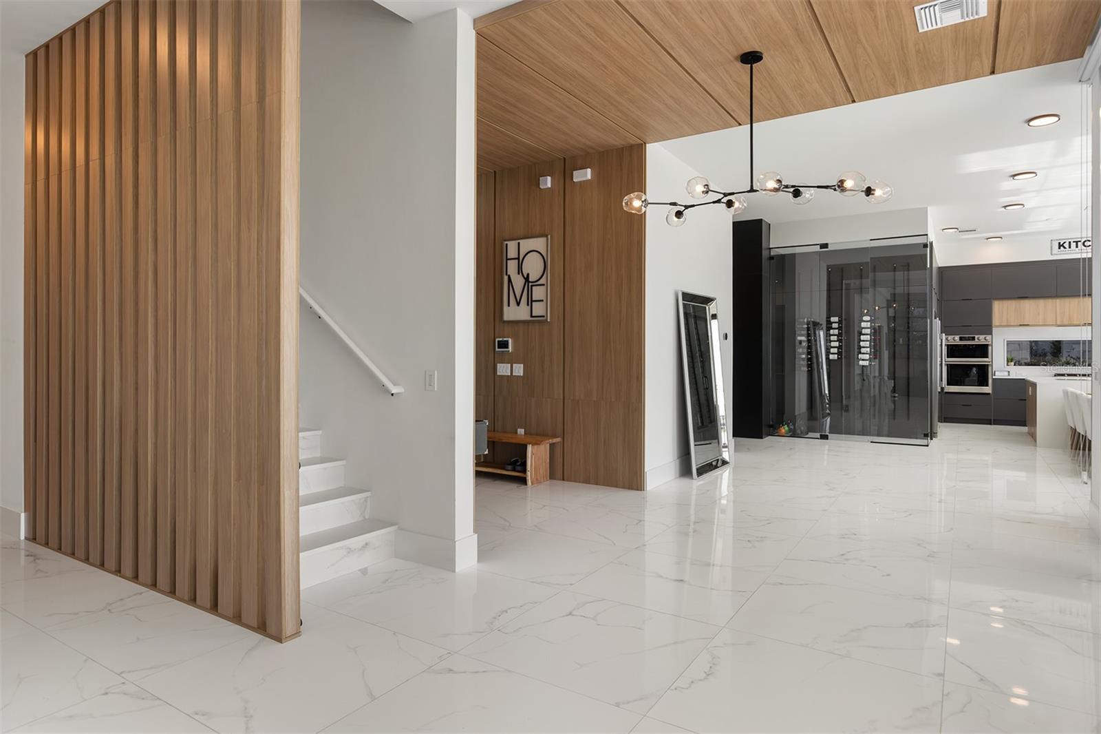 SIGNATURE LAKES - Residential