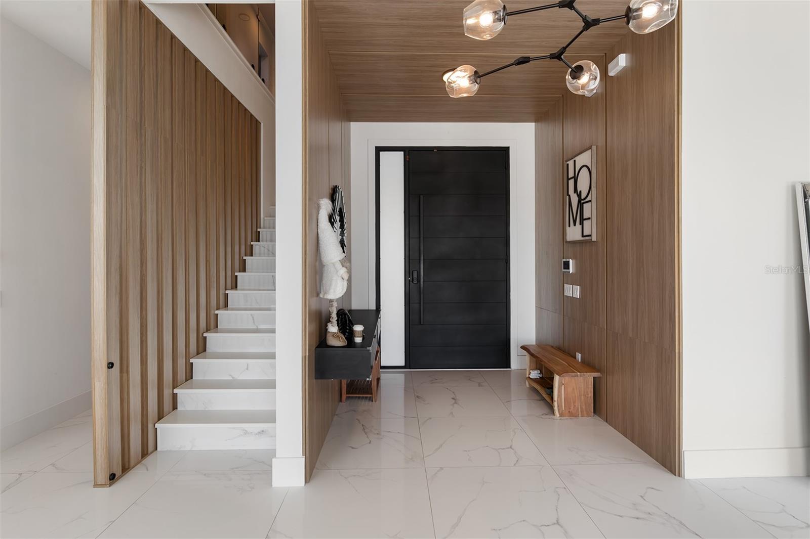 SIGNATURE LAKES - Residential