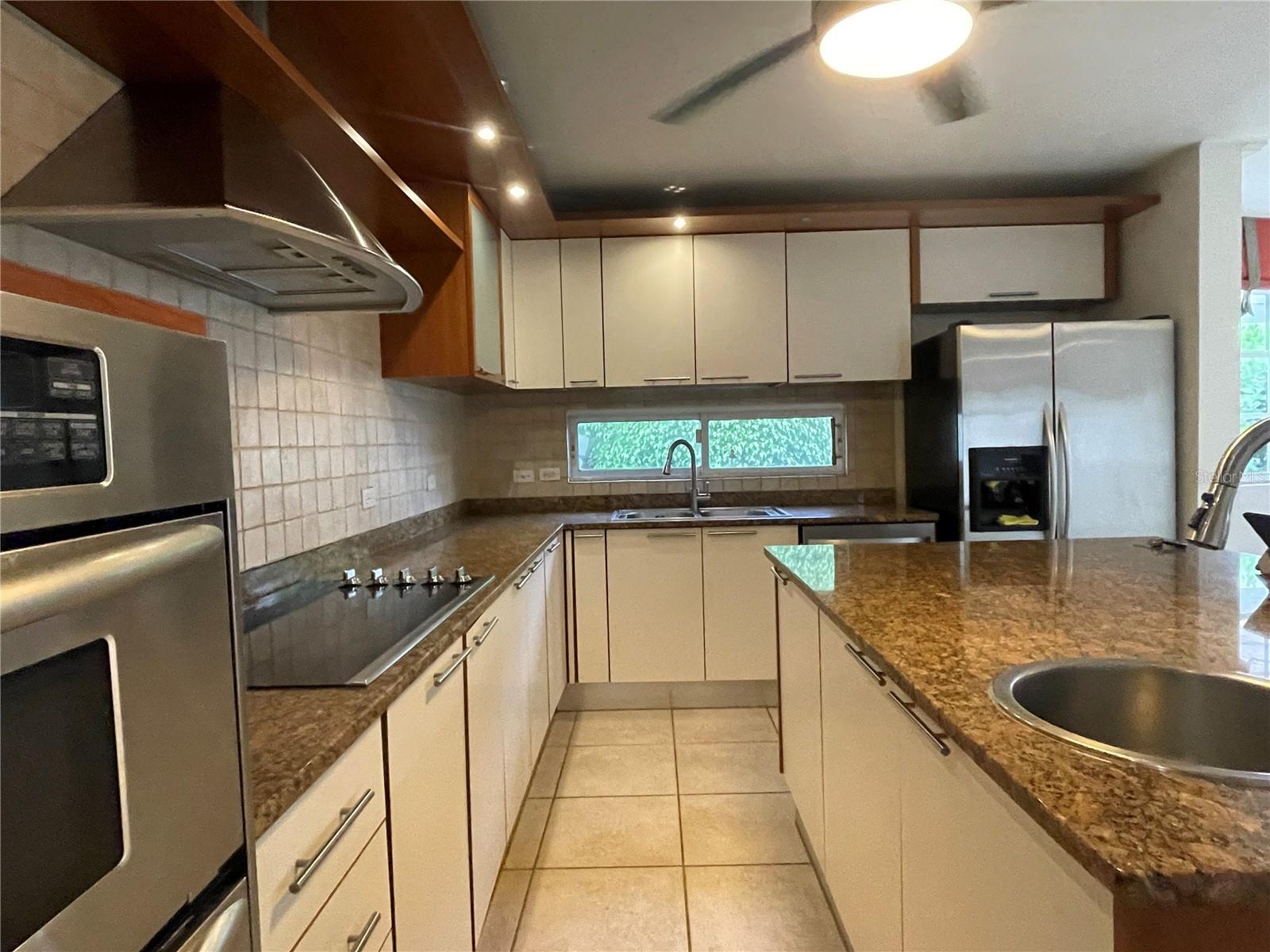 PALMA REAL - Residential Lease