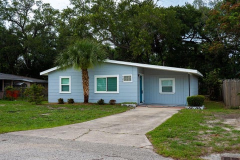Photo of 5480 70th Lane N, St Petersburg, FL 33709 (MLS # TB8517774)