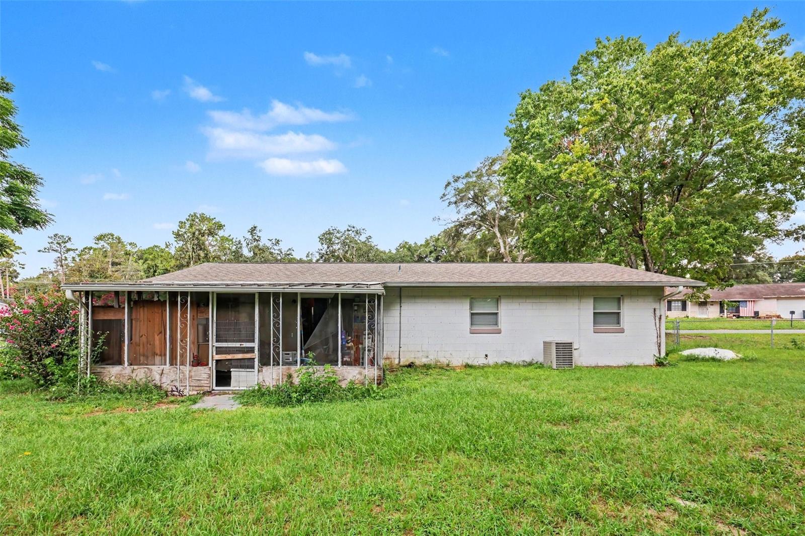 2209 NE 36TH STREET