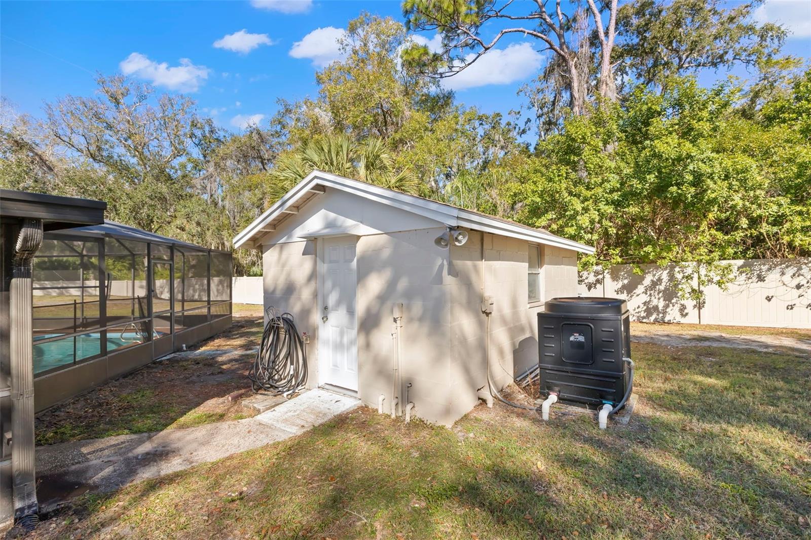 TAMPA & TARPON SPGS LAND CO - Residential