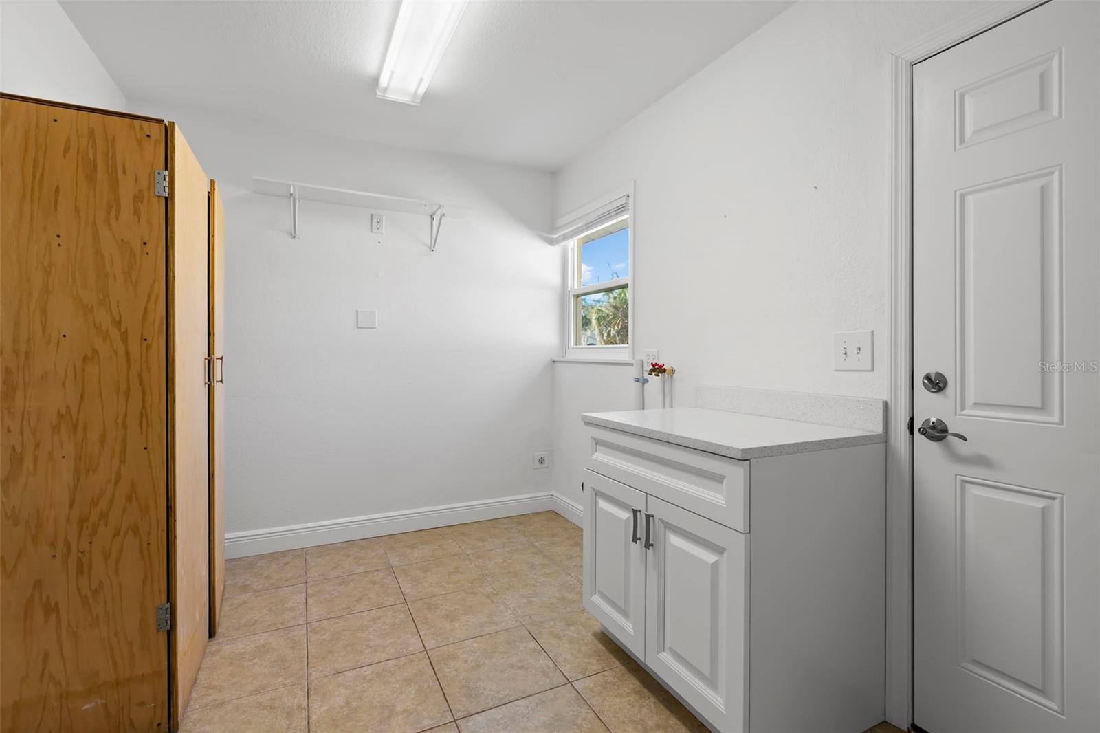 TAMPA & TARPON SPGS LAND CO - Residential