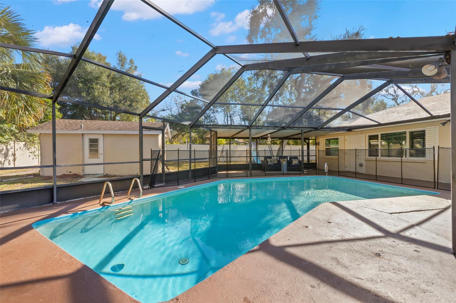 TAMPA & TARPON SPGS LAND CO - Residential