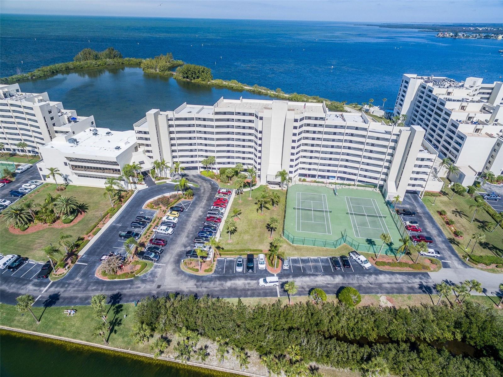 GULF ISLAND BEACH TENNIS - Residential