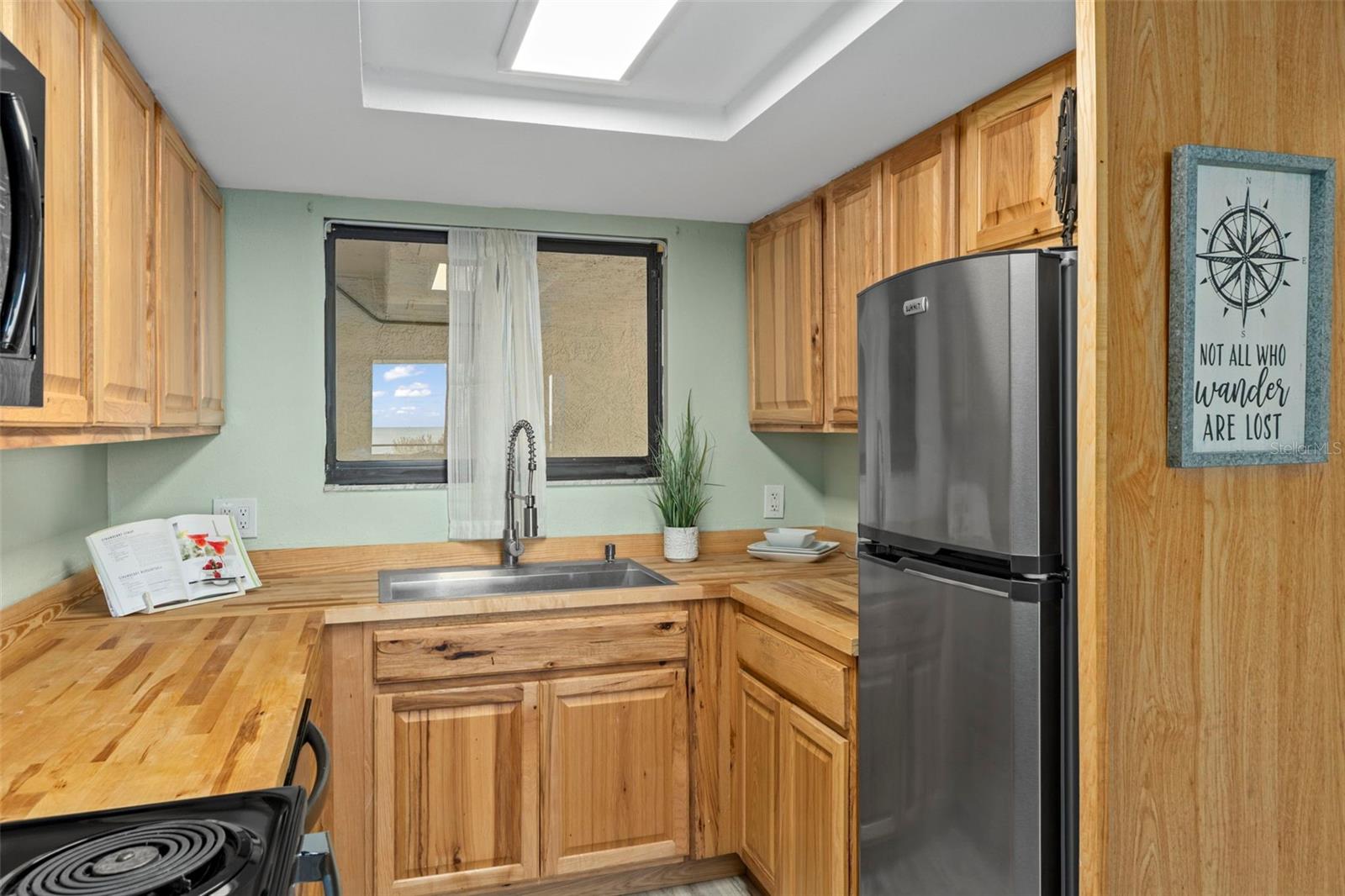 GULF ISLAND BEACH TENNIS - Residential