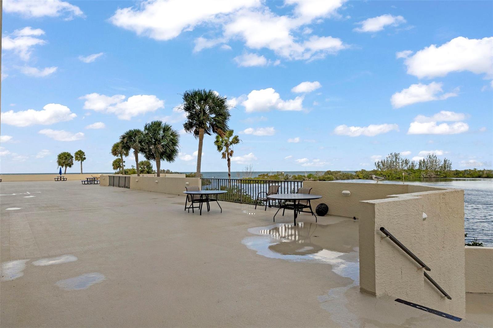 GULF ISLAND BEACH TENNIS - Residential