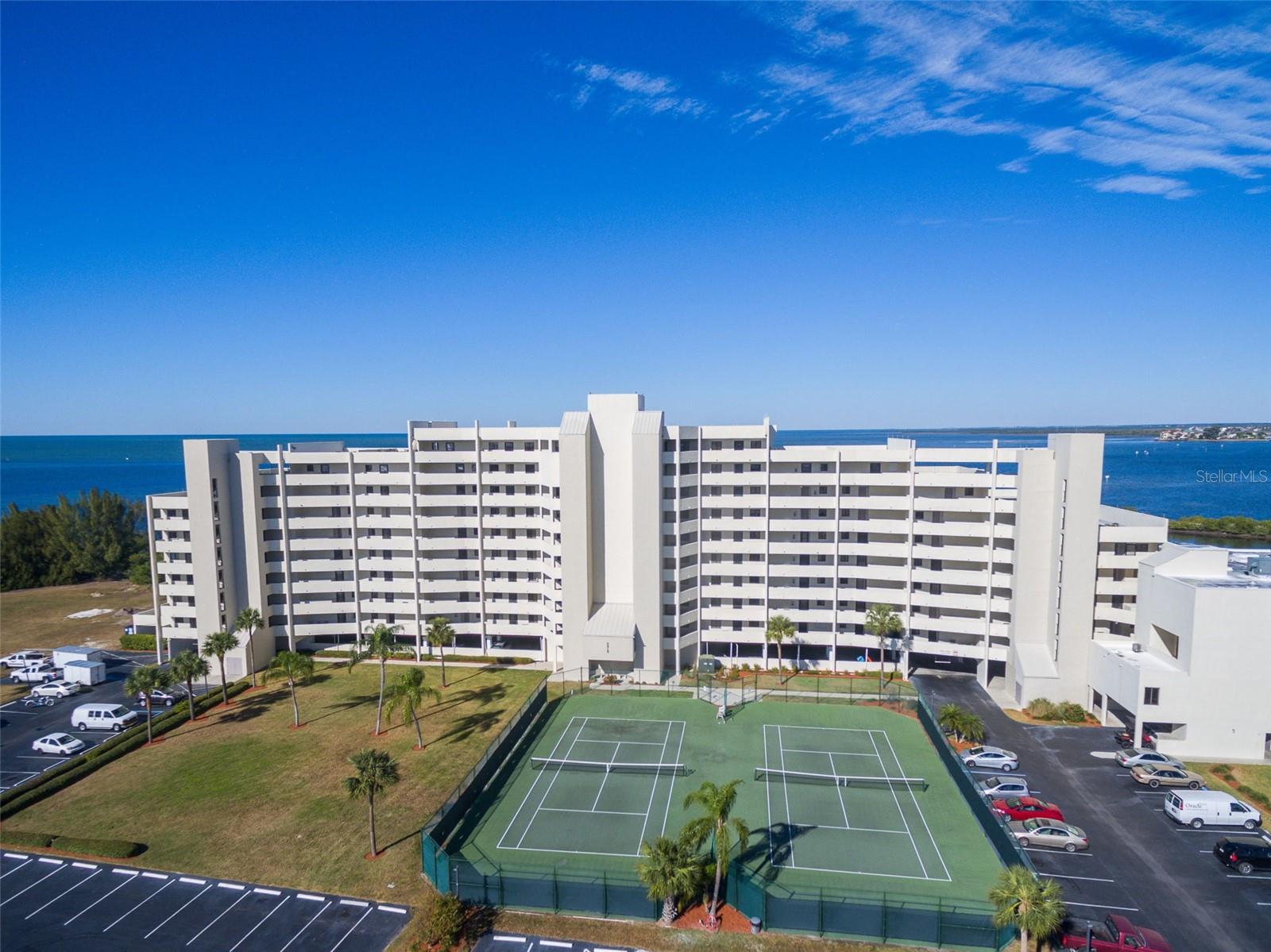 GULF ISLAND BEACH TENNIS - Residential