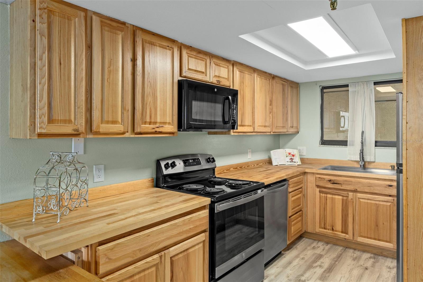 GULF ISLAND BEACH TENNIS - Residential