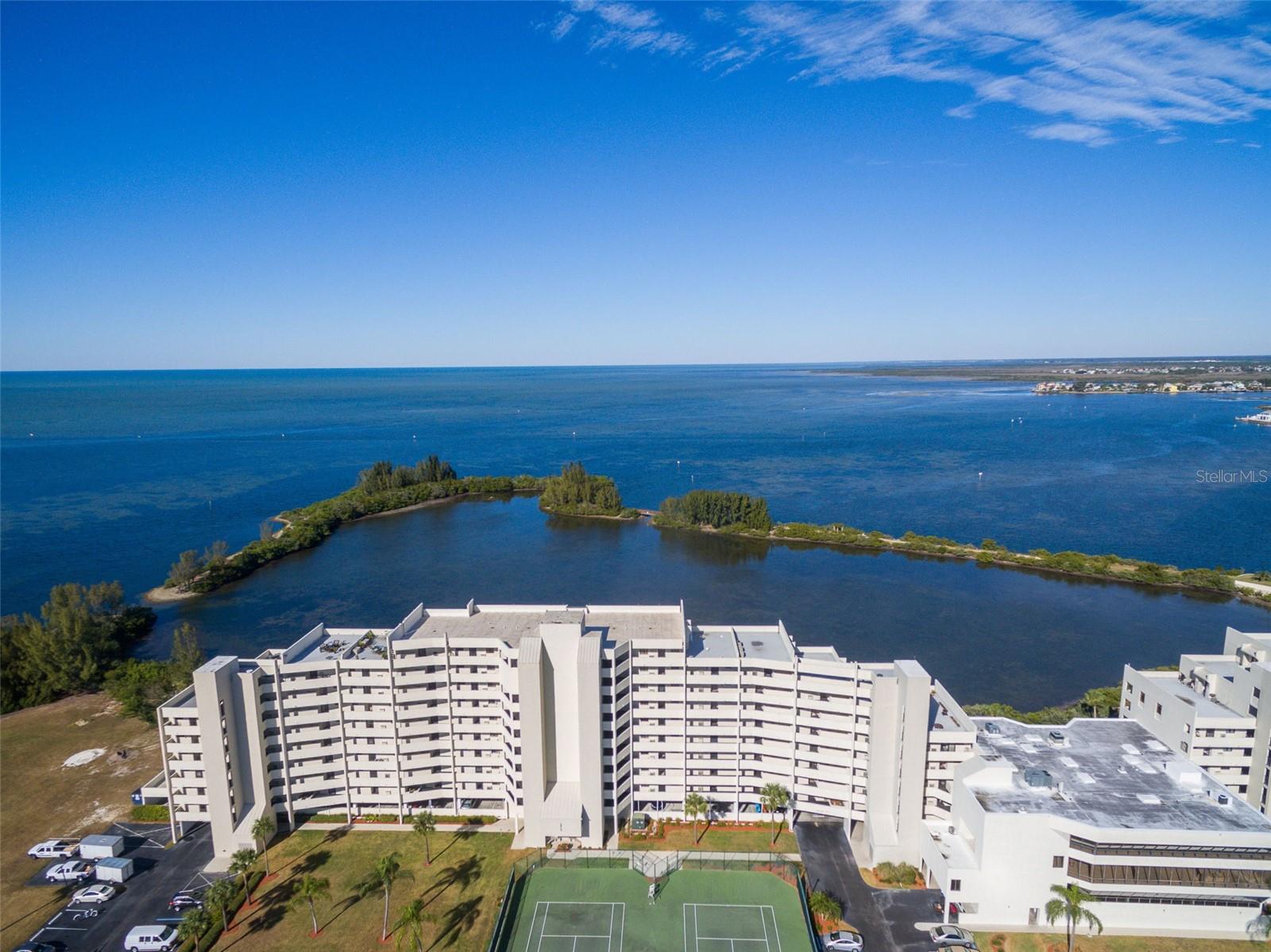 GULF ISLAND BEACH TENNIS - Residential