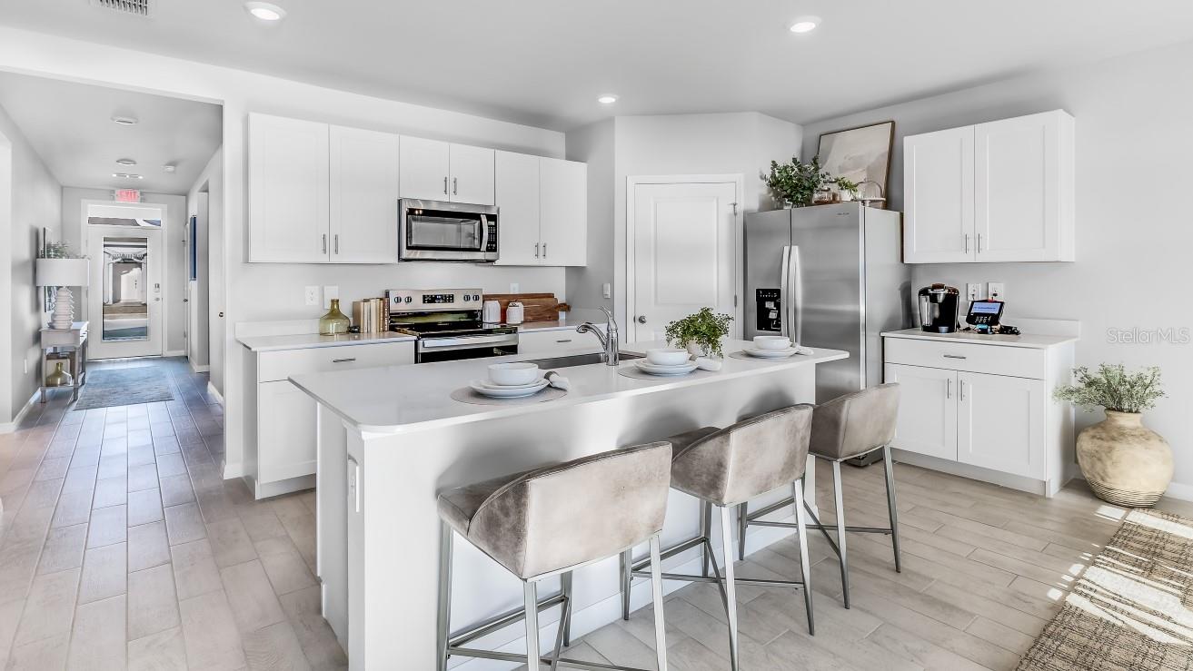 9480 TURTLE GRASS CIRCLE