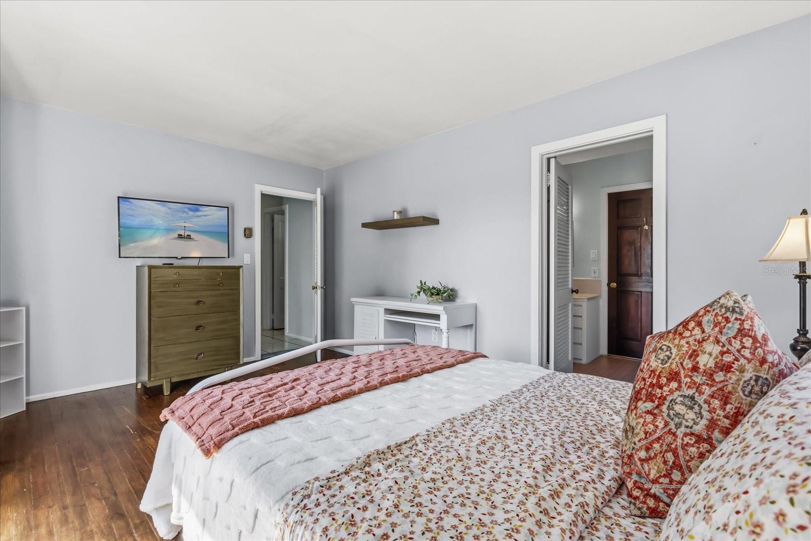 CATHEDRAL ARCH ESTATES - Residential