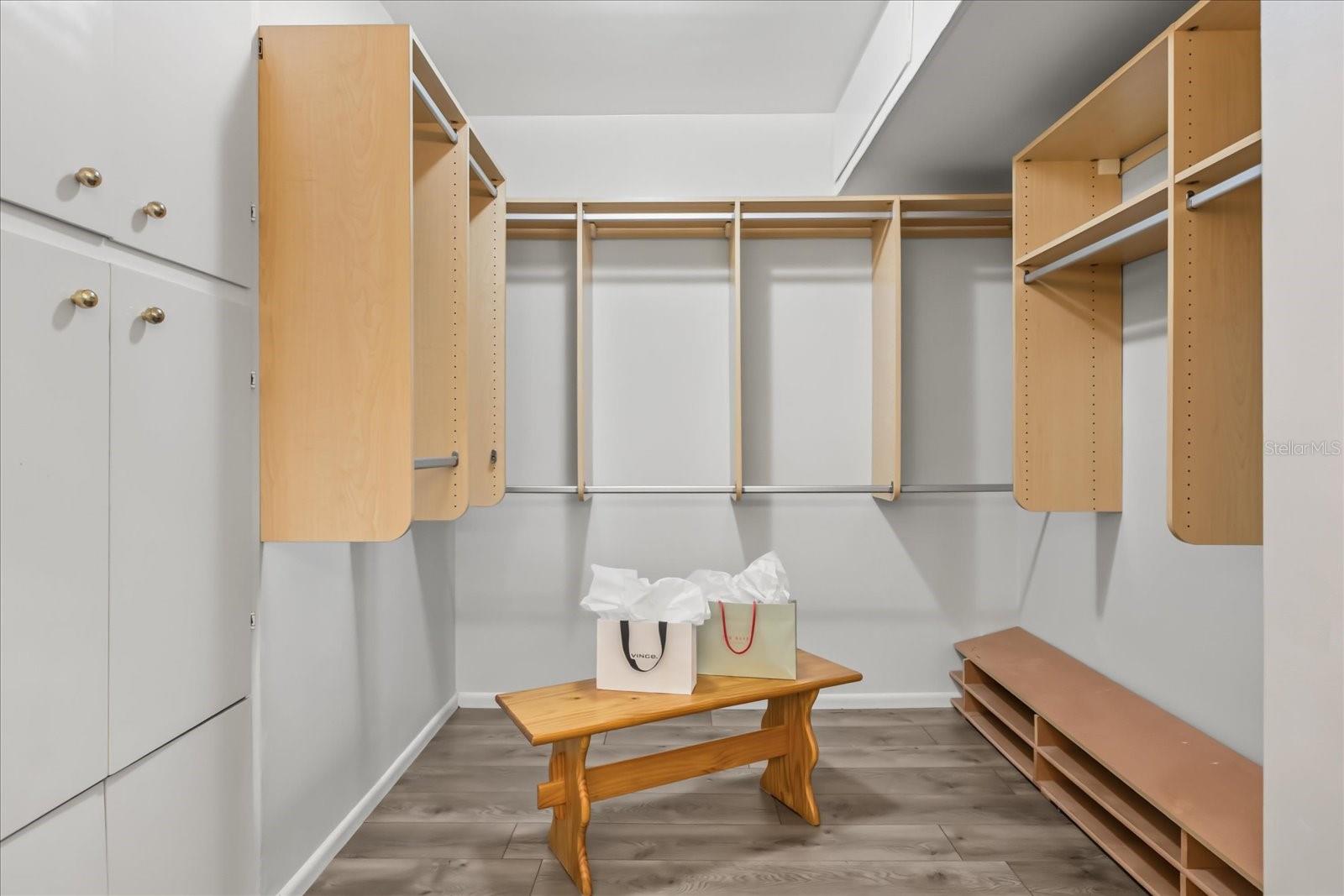 CATHEDRAL ARCH ESTATES - Residential