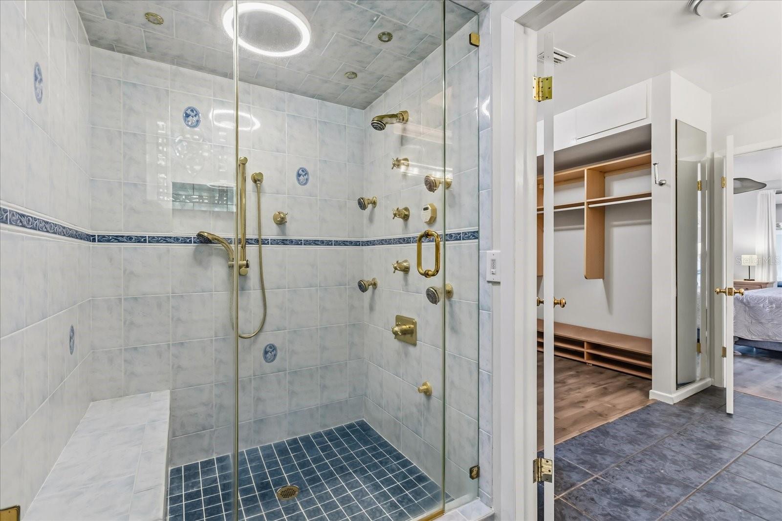 CATHEDRAL ARCH ESTATES - Residential