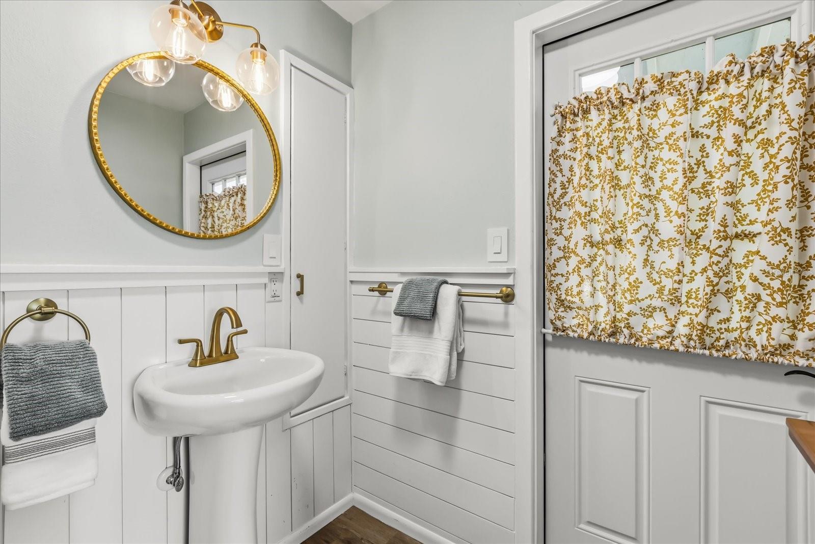 CATHEDRAL ARCH ESTATES - Residential