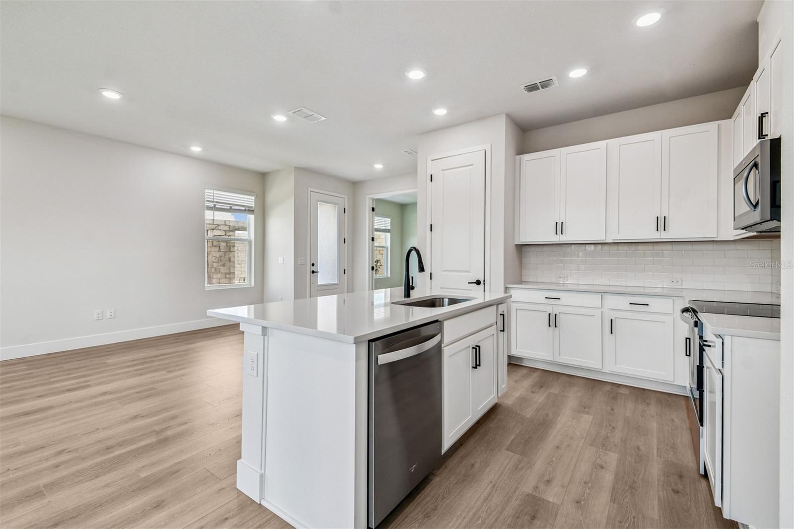 NORTH RIVER RANCH - Residential