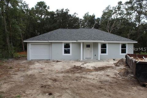 A home in DUNNELLON