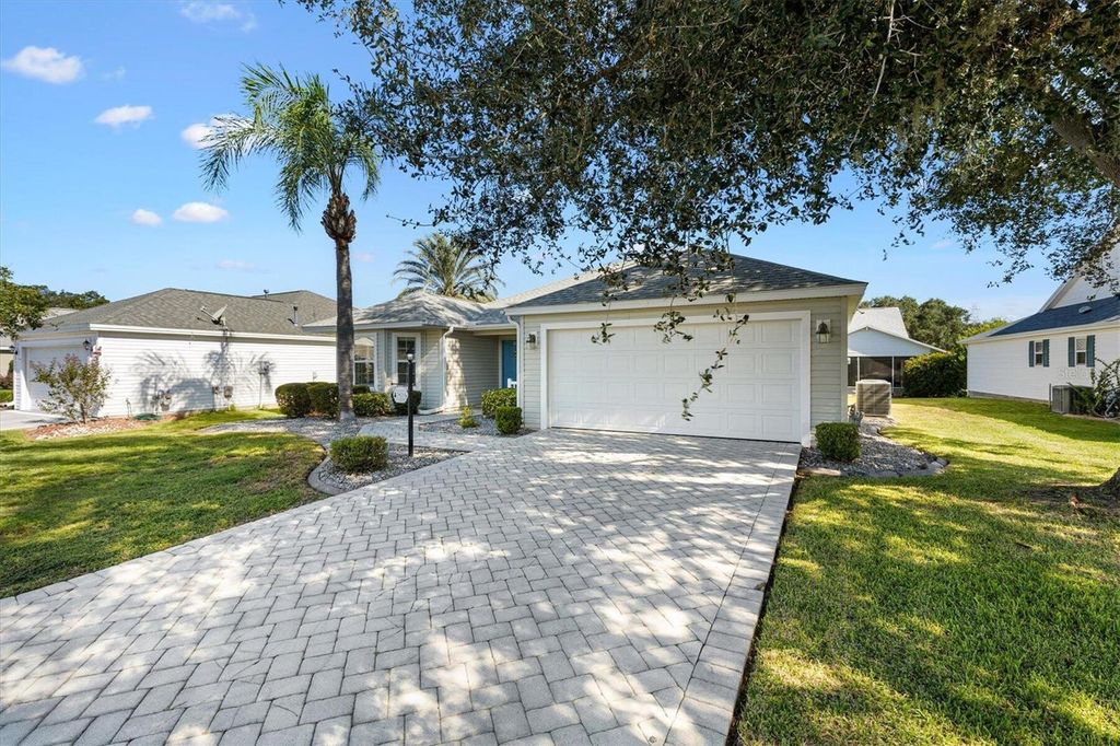 Photo of 7821 SE 166th Smallwood Place, The Villages, FL 32162 (MLS # O6344948)