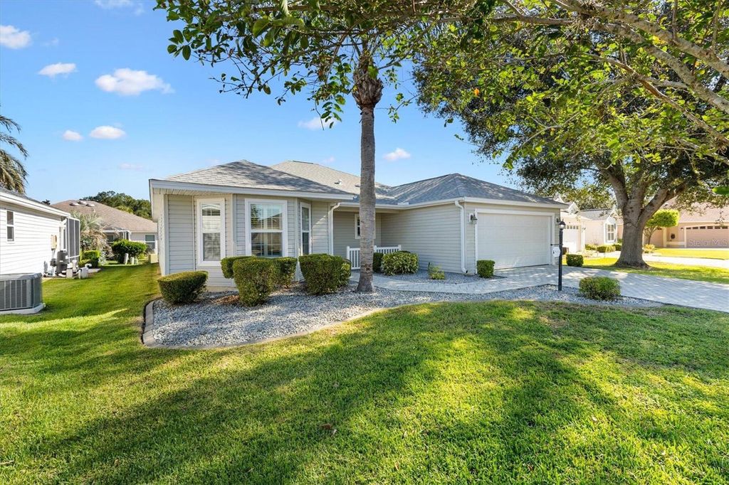 Photo of 7821 SE 166th Smallwood Place, The Villages, FL 32162 (MLS # O6344948)