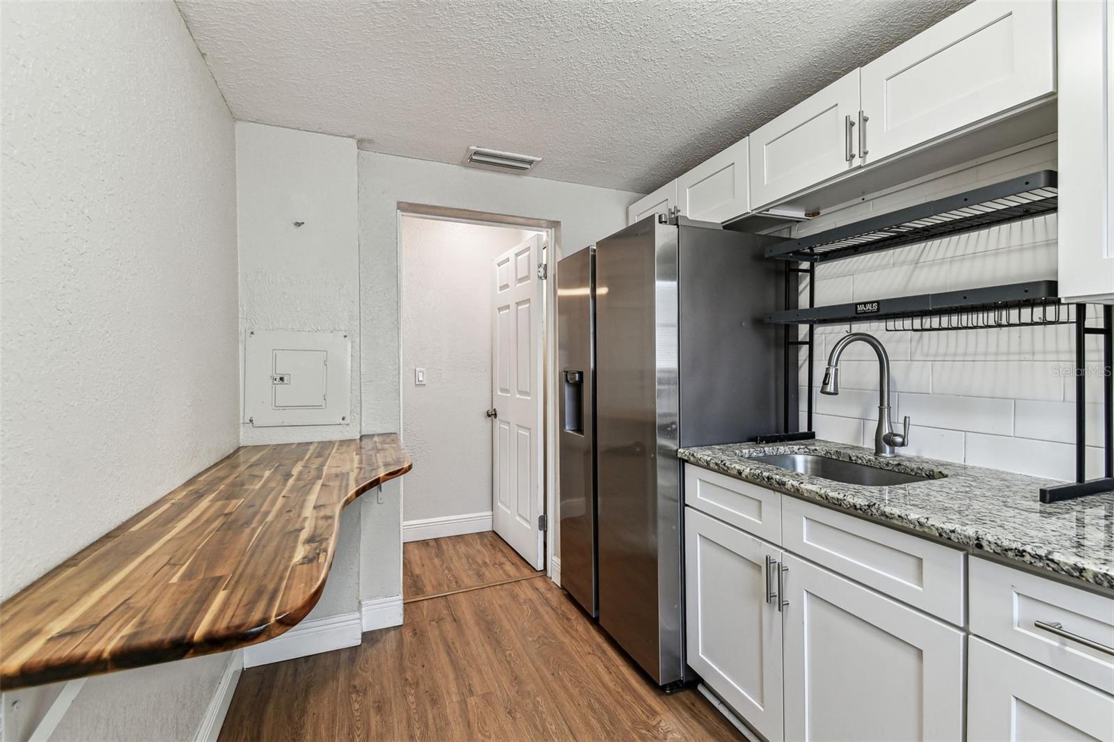 RIVERSIDE ESTATES CORR - Residential