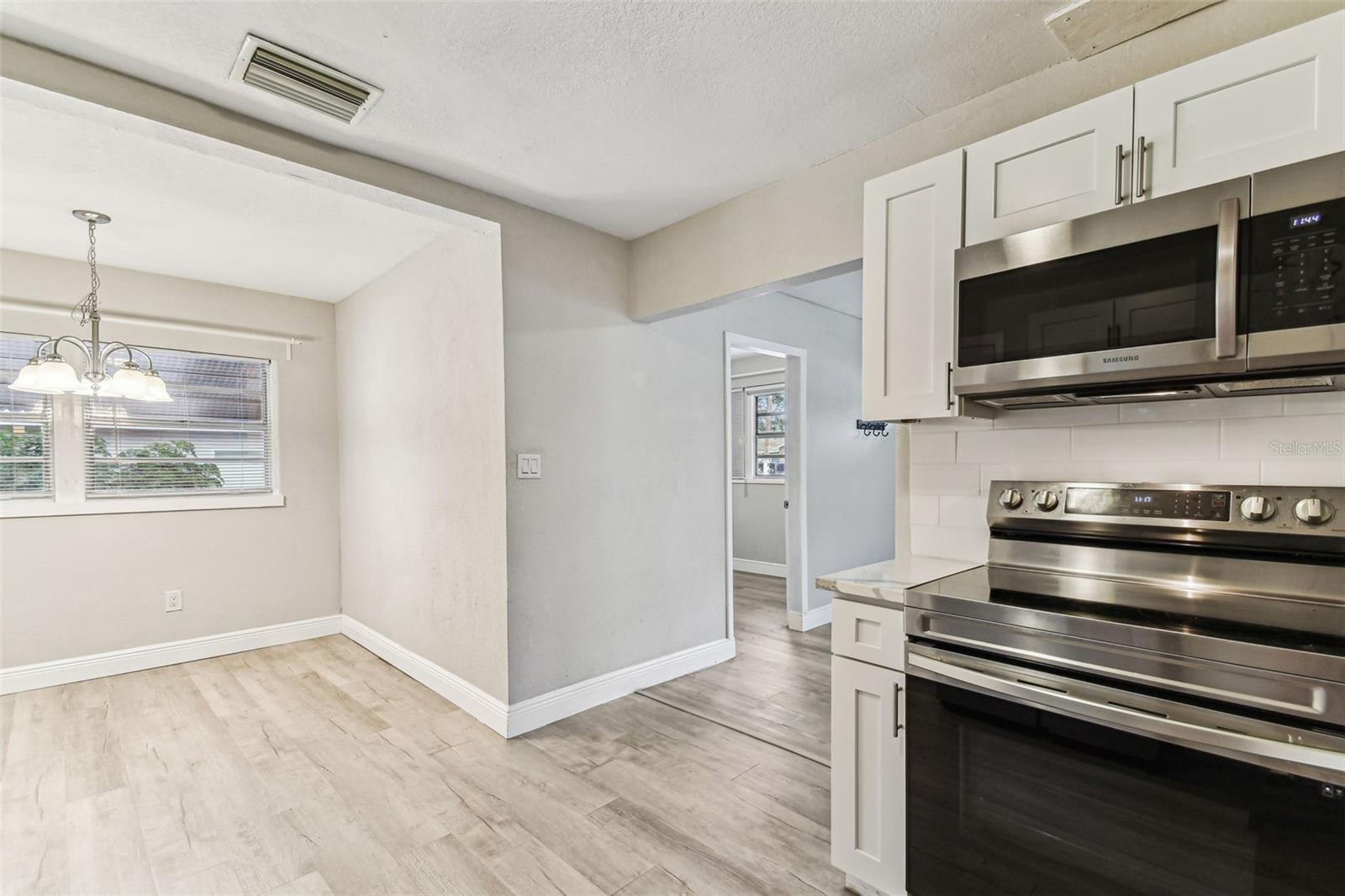 RIVERSIDE ESTATES CORR - Residential