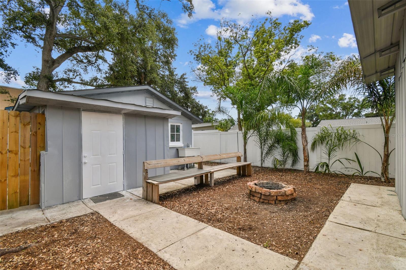 RIVERSIDE ESTATES CORR - Residential